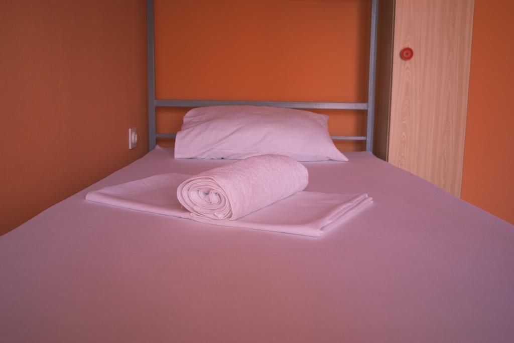Universe Hostel Скопие Стая снимка