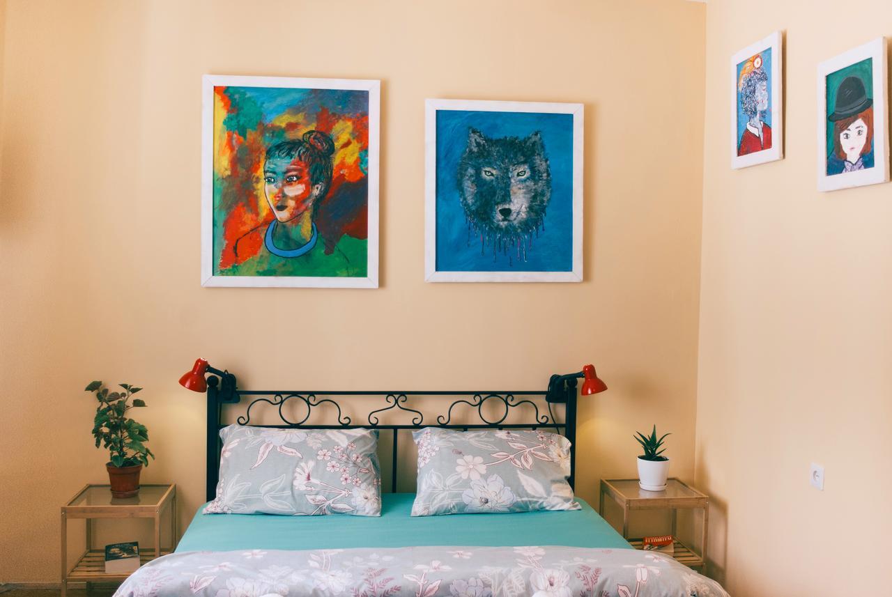 Universe Hostel Скопие Екстериор снимка